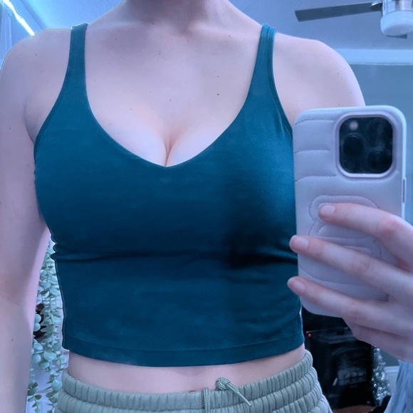 Lululemon align tank- size 6 but has no padding. Navy blue - Picture 4 of 4